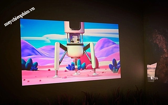 review_may_chieu_lg_cinebeam_qube_4k