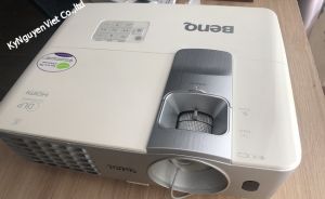 Máy chiếu Benq Full HD cũ