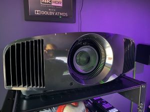 Máy chiếu Sony 4k VW260ES cũ