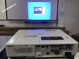 Máy chiếu giá rẻ tầm 3tr